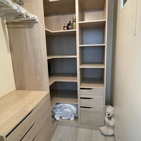 Logement Au 1er Etage D'une Maison Avec Jardin Le Fossat