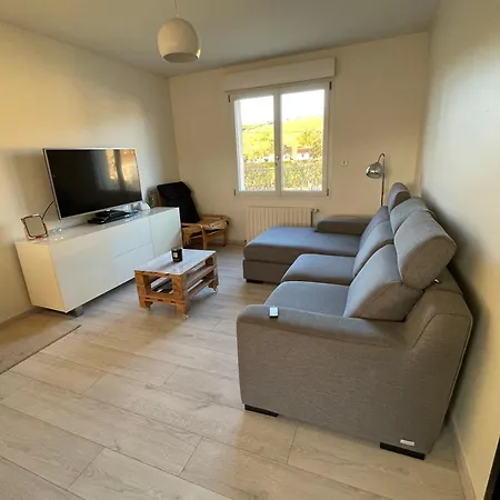 Logement Au 1er Etage D'une Maison Avec Jardin * Le Fossat